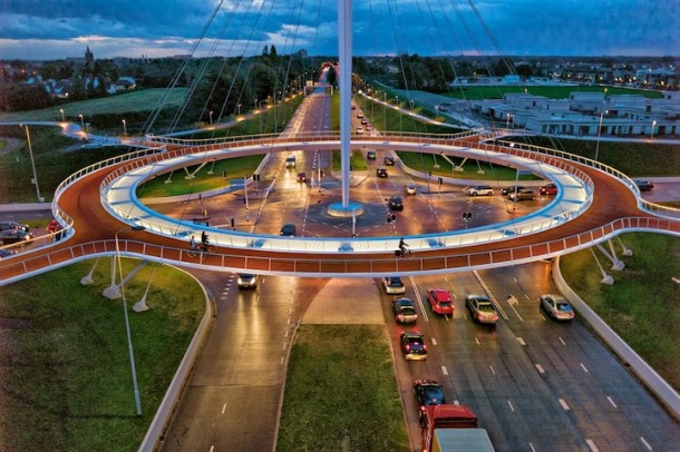 Proposals - Hovering Pedestrian Roundabout - Bea